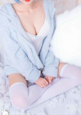 中文丝袜_BD英语完整在线观看