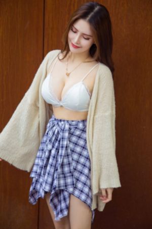 亚洲丝袜制服综合_4K在线手机播放